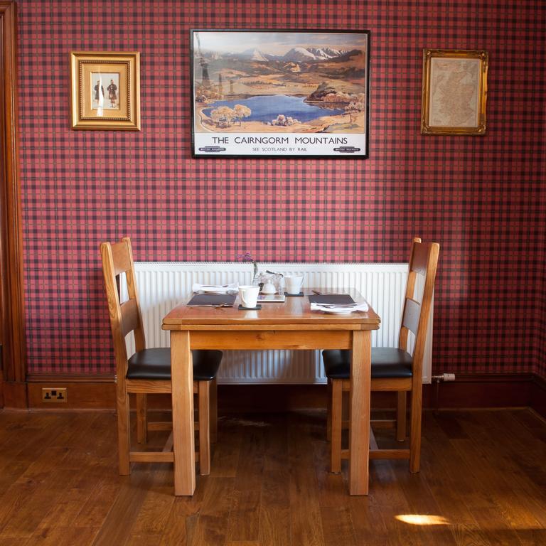 Strathallan Bed And Breakfast Grantown-on-Spey Eksteriør bilde